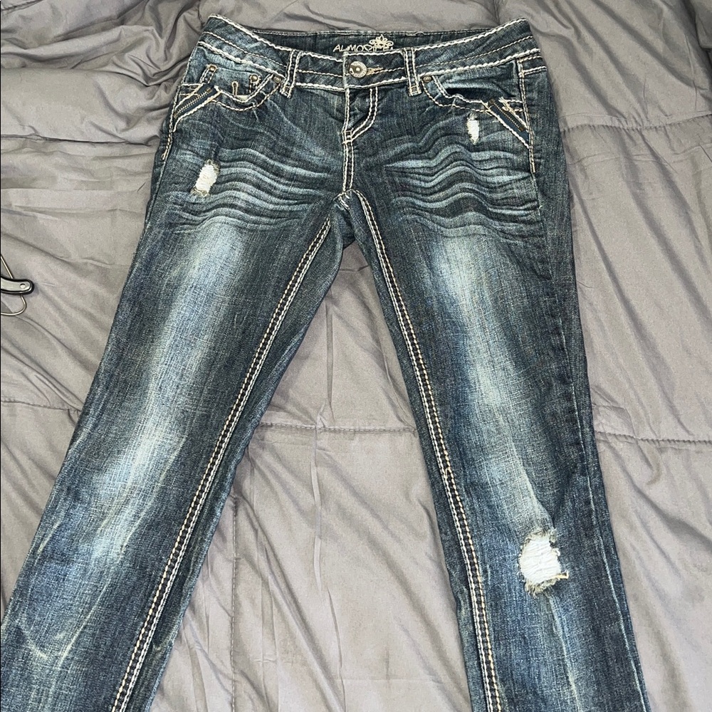 Distressed Skinny Jeans